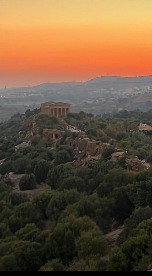 Appartamento La Sedia Rossa Historical Centre Agrigento Esterno foto